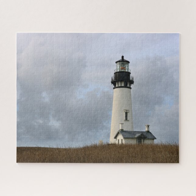Yaquina Head Lighthouse in Newport Oregon Jigsaw Puzzle (Horizontal)