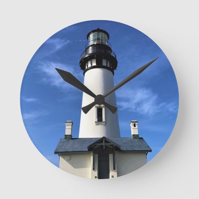 Yaquina Head Lighthouse, Newport, Oregon Round Clock (Front)