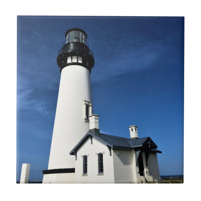 Yaquina Head Lighthouse, Newport, Oregon Tile (Front)