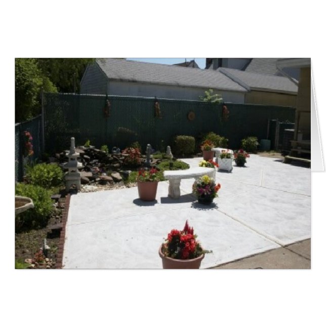 Yard (Front Horizontal)