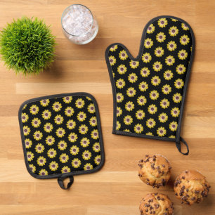 Yellow African Daisy Floral Pattern on Black Oven Mitt & Pot Holder Set