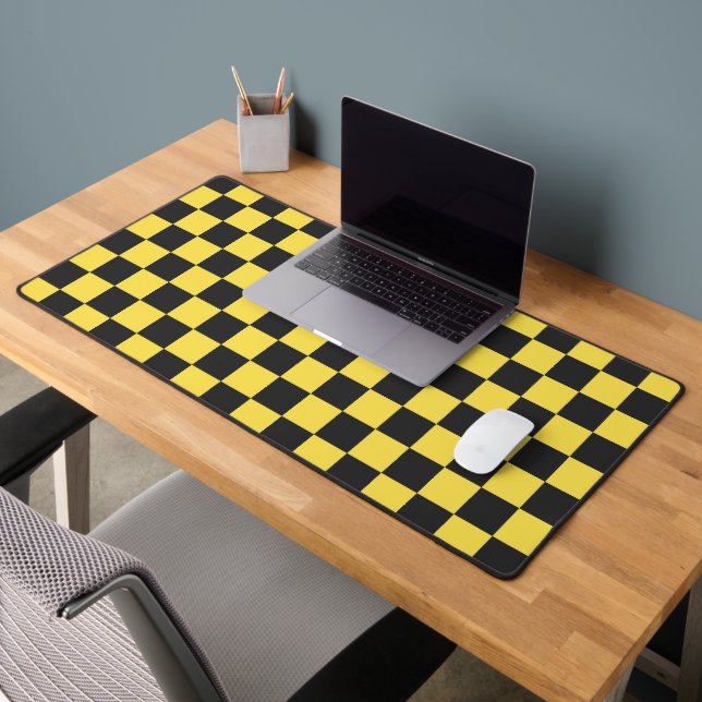 Yellow and black checkerboard pattern desk mat (Office 2)