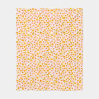 Yellow and pink daisy pattern, white background Fleece Blanket