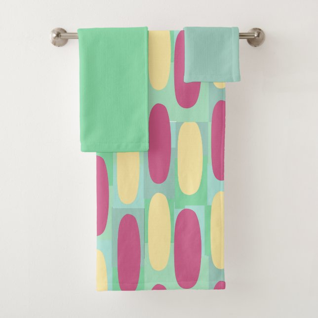 Yellow and Pink Ovals Bath Towel Set (Insitu)