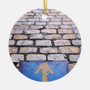 Yellow arrow ceramic tree decoration
