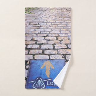 Yellow arrow hand towel