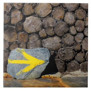 Yellow arrow tile