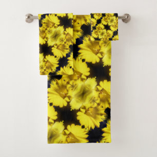 Yellow Daffodil Center Abstract Floral  Bath Towel Set