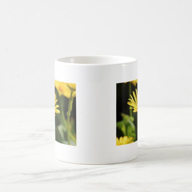 Yellow Daisy Coffee Mug (Center)