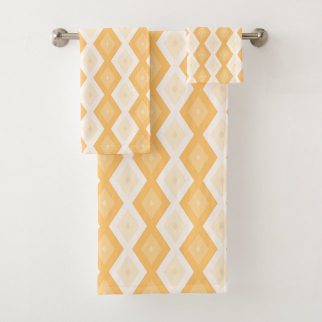 Yellow diamond pattern bath towel set (Insitu)