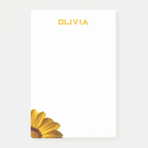 Yellow flower on black background post-it notes