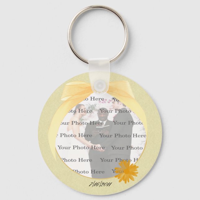 Yellow Flower Round Photo Key Chain (Front)