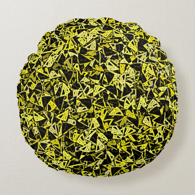 Yellow Green Black Triangle Seamless Pattern Round Cushion (Front)
