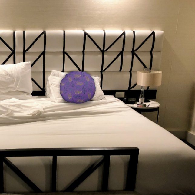 Yellow green leaves pattern lavender round pillow (Creator Uploaded)