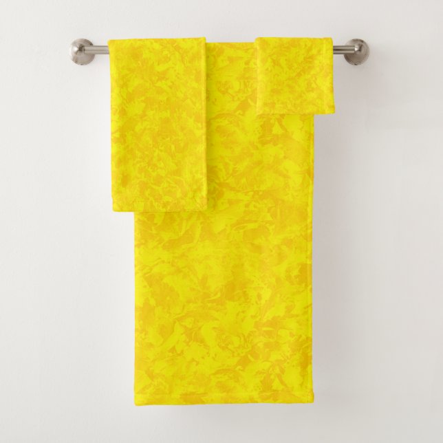 Yellow Leaves Bath Towel Set (Insitu)