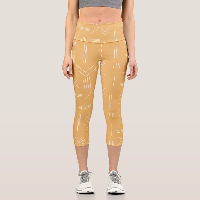 Yellow Modern Gorgeous Geometric Pattern Capri Leggings (Front)
