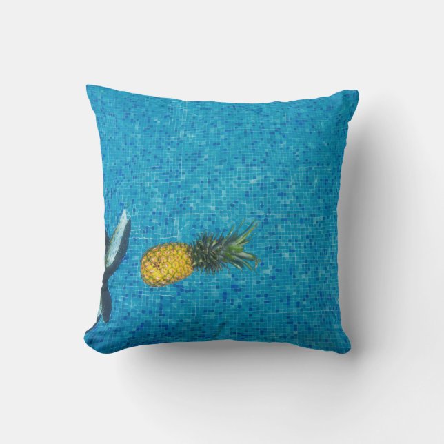 Yellow pineapple fruit cushion (Front)
