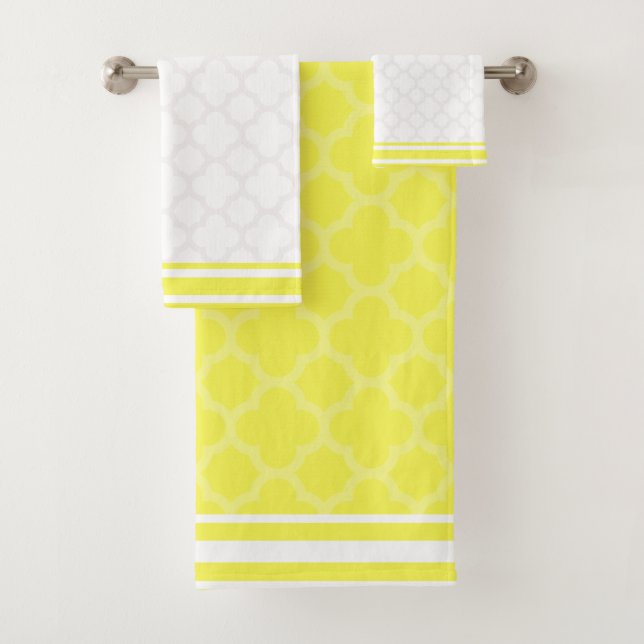 Yellow Quatrefoil Bath Towel Set (Insitu)