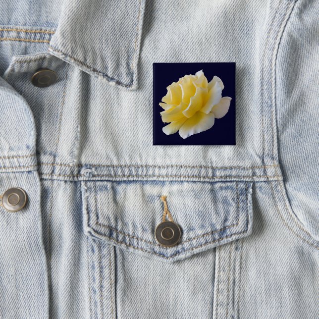 Yellow rose petals 15 cm square badge (In Situ)