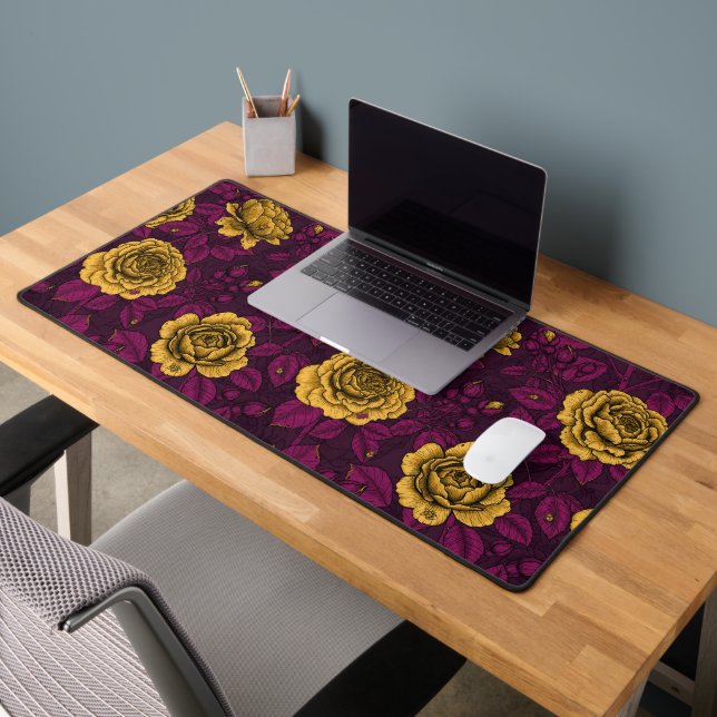Yellow roses desk mat (Office 2)