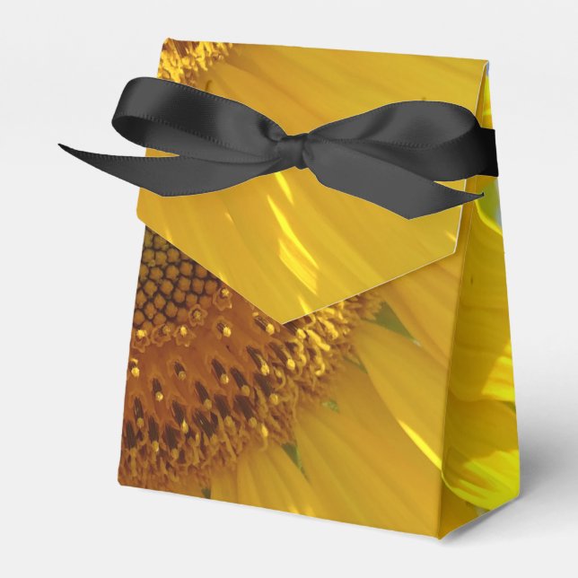 Yellow Sunflower Favour Box (Front Side)