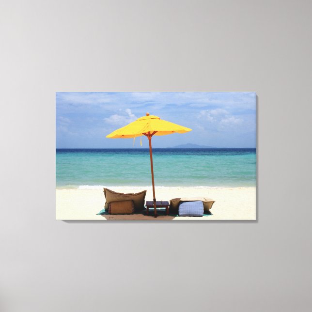 Yellow umbrella canvas print (Front)