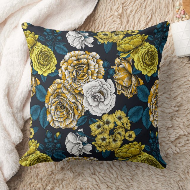 Yellow, white and bi-colour roses with blue leaves cushion (Blanket)