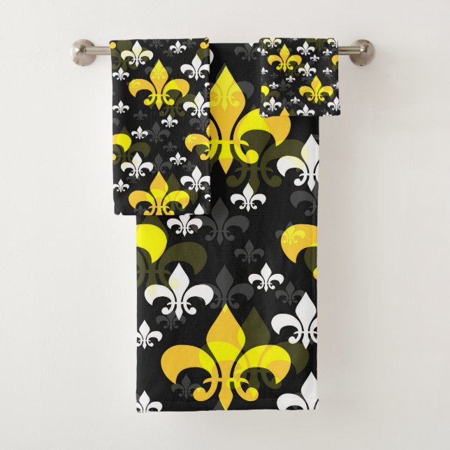 Yellow White Fleur De Lis  Bath Towel Set (Insitu)
