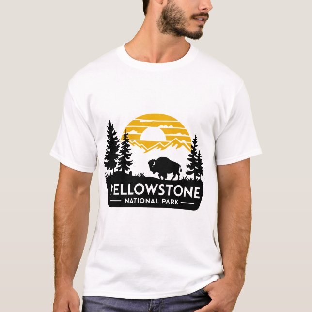 Yellowstone Men's t-shirt with bison (Front)