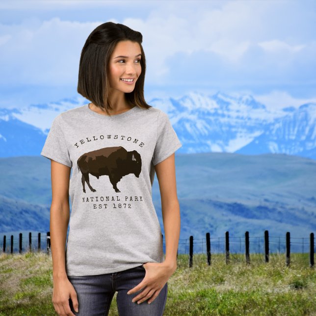 Yellowstone National Park Bison T-shirt (Creator Uploaded)