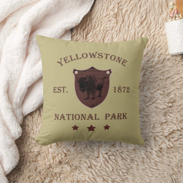 Yellowstone national park cushion (Blanket)