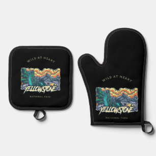 Yellowstone National Park Oven Mitt & Pot Holder Set