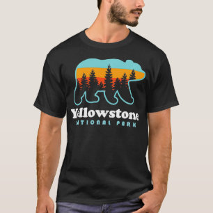 Yellowstone National Park Wyoming Bear Men Women  T-Shirt