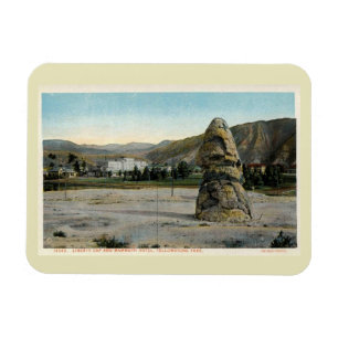 Yellowstone Park, Liberty Cap, Vintage Magnet