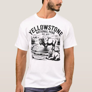 Yellowstone US National Park Bison Bear Vintage T-Shirt