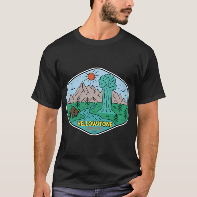 Yellowstone -Vintage � Spirit of Adventure T-Shirt (Front)