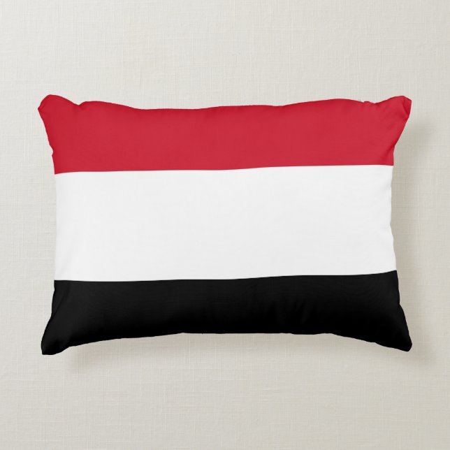 Yemen Flag Decorative Cushion (Front)