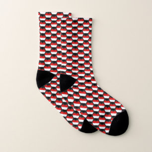 Yemen Flag Hearts Socks