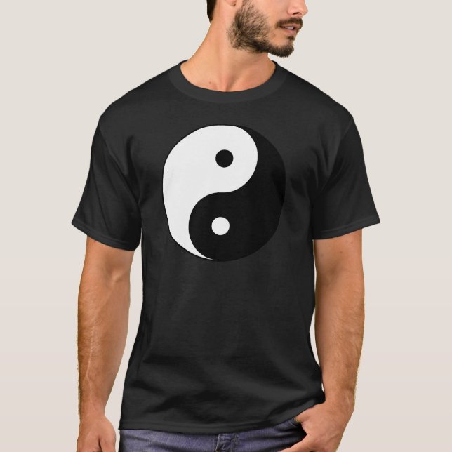 Yin and yang (yin-yang, yin yang, 陰陽). T-Shirt (Front)