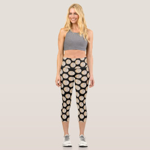 Yin Yang 1 Scattered Black Background Capri Leggings