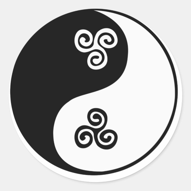 Yin Yang Celtic Tri Spiral Classic Round Sticker (Front)