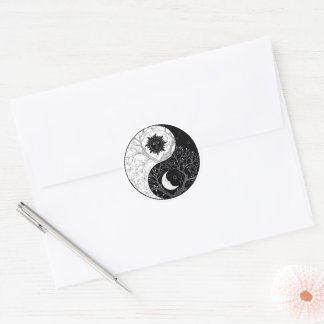Yin & Yang / Moon & Sun Harmony Classic Round Stic Classic Round Sticker