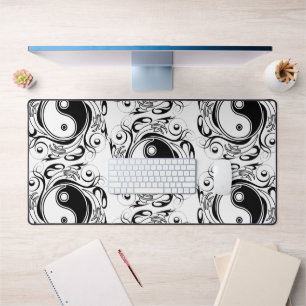 Yin & Yang Symbol Black and White Tattoo Style Desk Mat