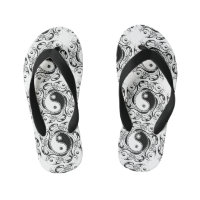 Yin & Yang Symbol Black and White Tattoo Style