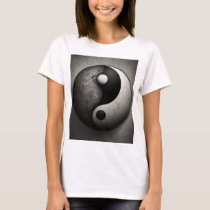yin yang T-Shirt