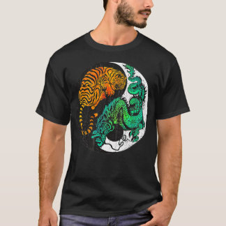 Yin Yang Tiger Dragon Retro Tattoo Style MMA Marti T-Shirt