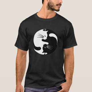 Ying yang cat Essential T-Shirt