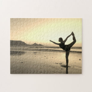 YOGA AT THE BEACH Puzzle