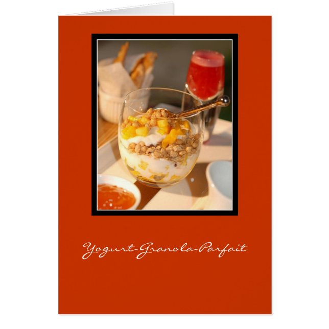 Yogurt-Granola-Parfait (Front)