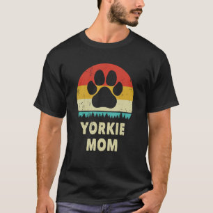 Yorkie Mum Vintage Dog Women Yorkshire Terrier T-Shirt